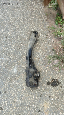 Toyota RAV4 2005 model çıkma motor alt beşik
