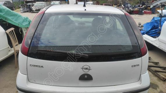 OPEL CORSA C BAGAJ KAPAGI