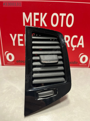 XC90 SAĞ HAVALANDIRMA IZGARASI ORJİNAL 32277963
