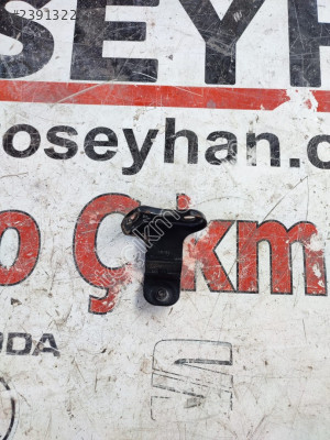 1K0199588 golf 5 Jetta motor kulağı destek demiri