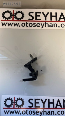 8V0833404E Audi A3 2019 sportback sağ arka kapı üst menteşesi