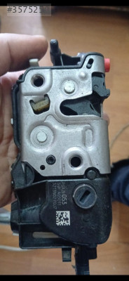 Citroen C4 ön sağ kapı kilidi