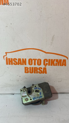Opel vectra sağ ön kapı kilidi