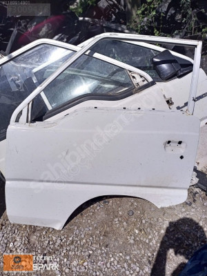 MİTSUBİSHİ L300 SOL ÖN KAPI