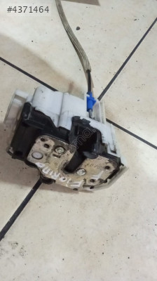 FİAT FİORİNO KAPI KİLİDİ