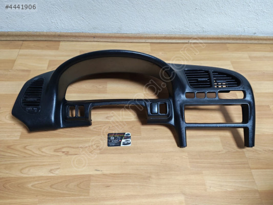 Mazda Lantis gösterge çerçevesi 1996-1998