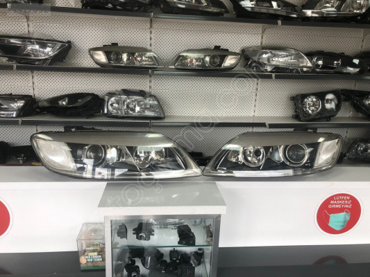 Q7 2006-2011 SAĞ SOL FARLAR