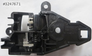 MITSUBISHI LANCER- 08/16; ÖN KAPI İÇ AÇMA KOLU SAĞ SİYAH (H