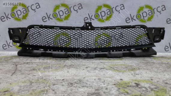 MERCEDES A SERİSİ 2015 2021 W176 ALT TAMPON IZGARASI A1768850922