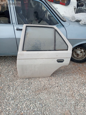 Skoda Favorit sol arka kapı