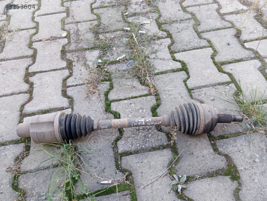 Dacya Duster sağ ön aks 4×4