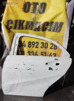 W176 Mercedes-Benz A Serisi Sol Arka Kapı Çıkma Parçası