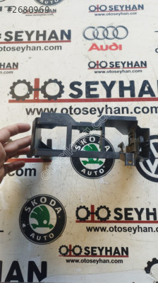3AA937546 Passat b7 sağ ön koltuk tesisatı soket yuvası