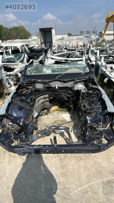 MERCEDES W210 SAĞ ÇEYREK ŞASE OTO FEDAİ