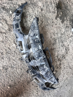 RENAULT FLUENCE TAMPON ALTI DESTEĞİ TAMPON İÇ BAKALİTİ