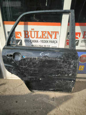 Kia Sportage sağ arka kapı orijinal çıkma