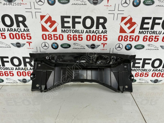 TESLA MODEL Y ARKA PANEL ÇIKMA YEDEK PARÇA