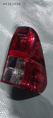 TOYOTA HİLUX 2023 ÇIKMA ORİJİNAL LEDLİ SAĞ STOP