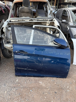 HYUNDAİ ELENTRA SAĞ ÖN KAPI ÇIKMA ORJİNAL