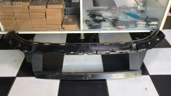 PEUGEOT 308 ÖN TAMPON İÇ İSKELETİ ÇIKMA ORJİNAL YEDEK PARÇA