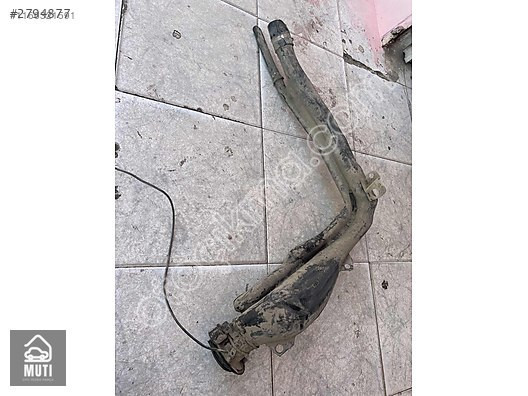 Renault kango 1 2 yakıt depo dolum boğazı ve borusu 7700315332