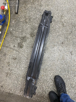 VOLKSWAGEN GOLF 7 ARKA TAMPON DEMİRİ SIFIR