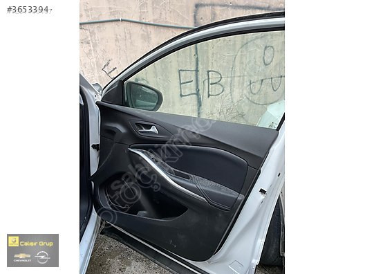 OPEL GRANDLAND SAĞ ÖN KAPI DÖŞEMESİ ÇIKMA SÖKME YEDEK PARÇA