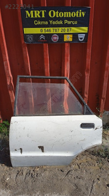 Ford taunus sol arka kapı