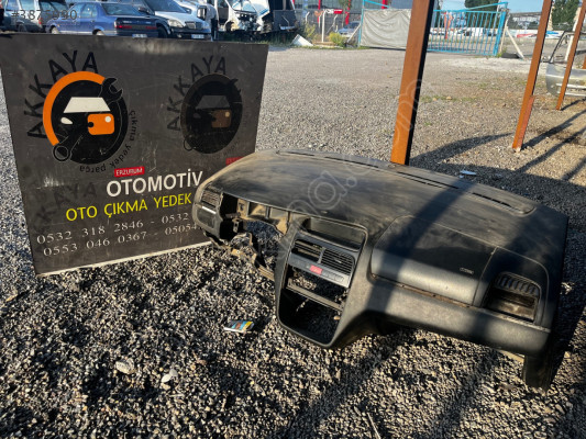 Fiat Linea ön Göğüs / Torpido Orjinal Çıkma