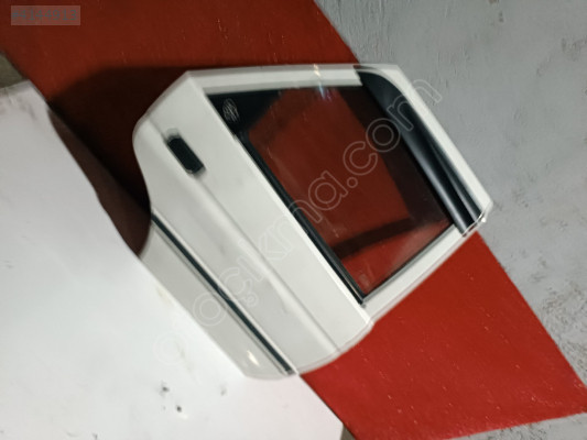FORD ESCORT SAĞ ARKA KAPI OTO ÇIKMA