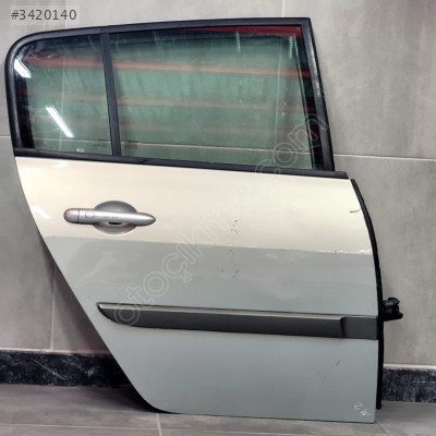 RENAULT MEGANE 2 ORİJİNAL ÇIKMA SAĞ ARKA KAPI