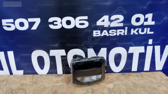 T.cross sol sis farı 17.24