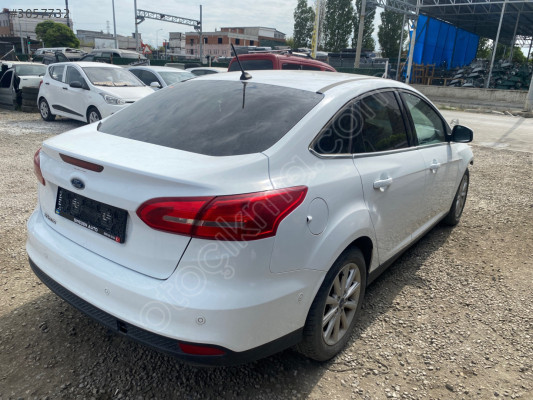 FORD FOCUS SAĞ ARKA ÇAMURLUK