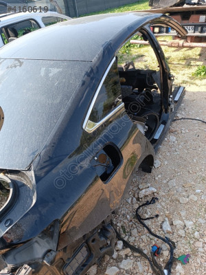 RENAULT TALİSMAN SAĞ ARKA ÇAMURLUK