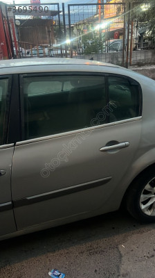 Renault megan 2 sol arka kapı dolu hatasız
