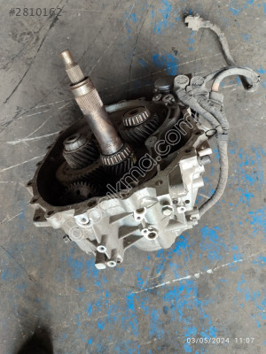 Hyundai accent blue şanzıman kutusu orjinal hatasız  otomatik