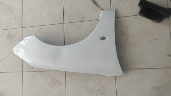PEUGEOT 206 SAĞ ÖN ÇAMURLUK OZANSOY BURSA