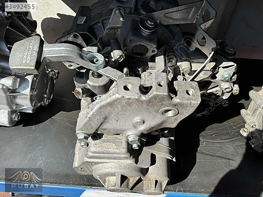 AUDİ A3 1.8 2.0FSİ ÇIKMA 6İLERİ MANUEL ŞANZIMAN GXV KODLU