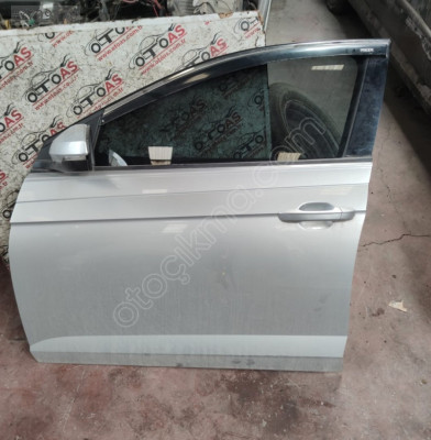 VOLKSWAGEN POLO SOL ÖN KAPI