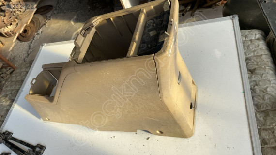 CHEVROLET CAPTİVA ORTA KOL DAYAMA ARKASI.OTO ERKAN ÜNYE