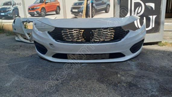 FİAT EGEA DOLU ÖN TAMPON ORJİNAL ÇIKMA 735686407