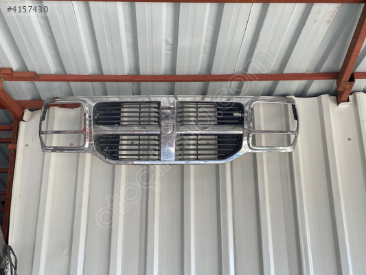 Dodge Nitro ön panjur çıkma orijinal