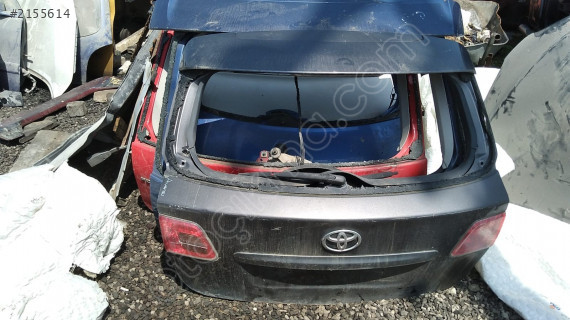 Avensis bagaj kapağı çıkma