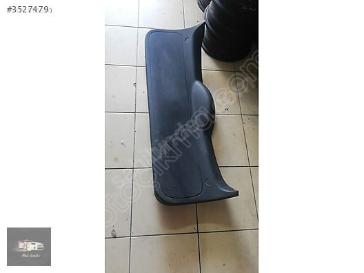Ford Focus 2000 model hatchback arka bagaj iç döşemesi orijinal