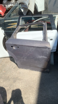 ford puma sağ arka kapı