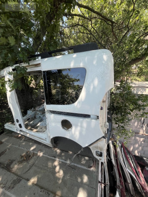 Fiat Doblo Geniş Aile Tavan Arka