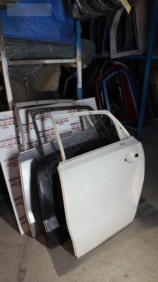 VW POLO SOL ARKA KAPI