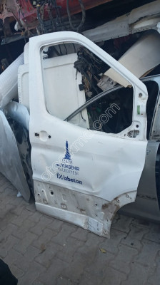 renault master sağ ön kapı