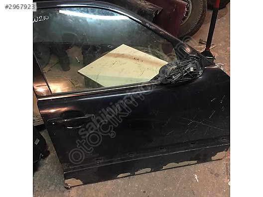 MERCEDES W210 ORJ. MAKYAJLI SAĞ ÖN KAPI ÇIKMA TEMİZ