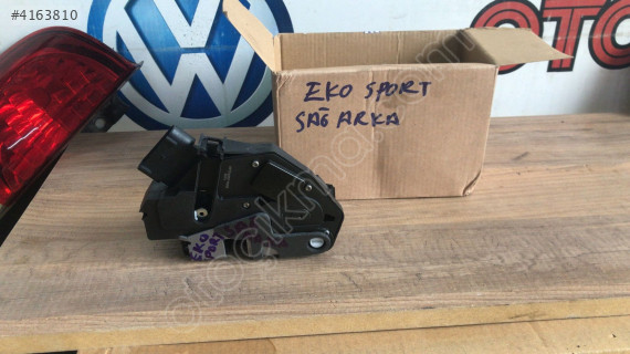 Ford ecosport sağ arka kapı kilidi